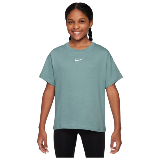 Nike Παιδική κοντομάνικη μπλούζα Sportswear Essential Tee Nike Παιδική κοντομάνικη μπλούζα Sportswear Essential Tee